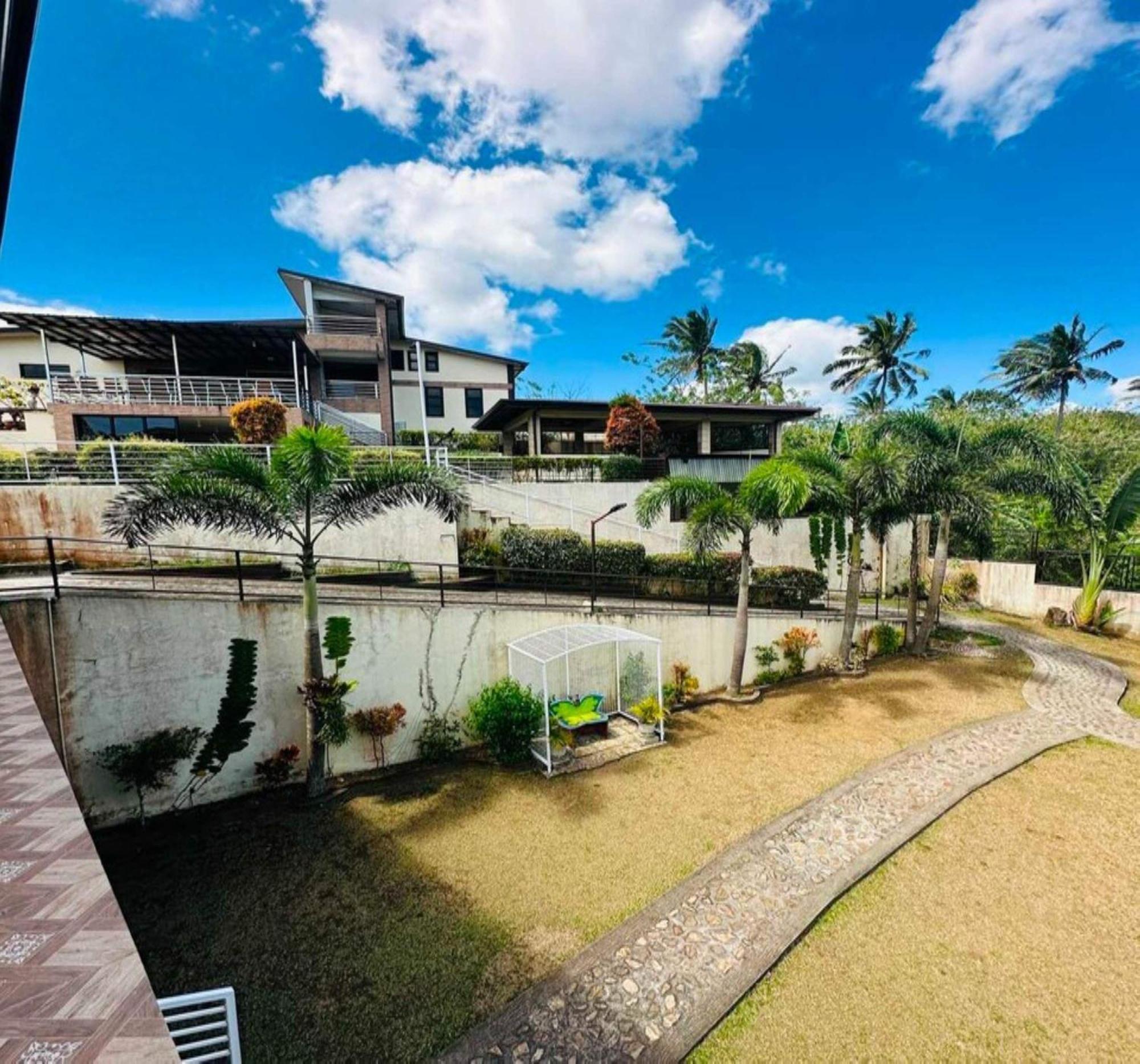 Oyo 1067 Villa Sofia At Silang Tagaytay City Екстериор снимка